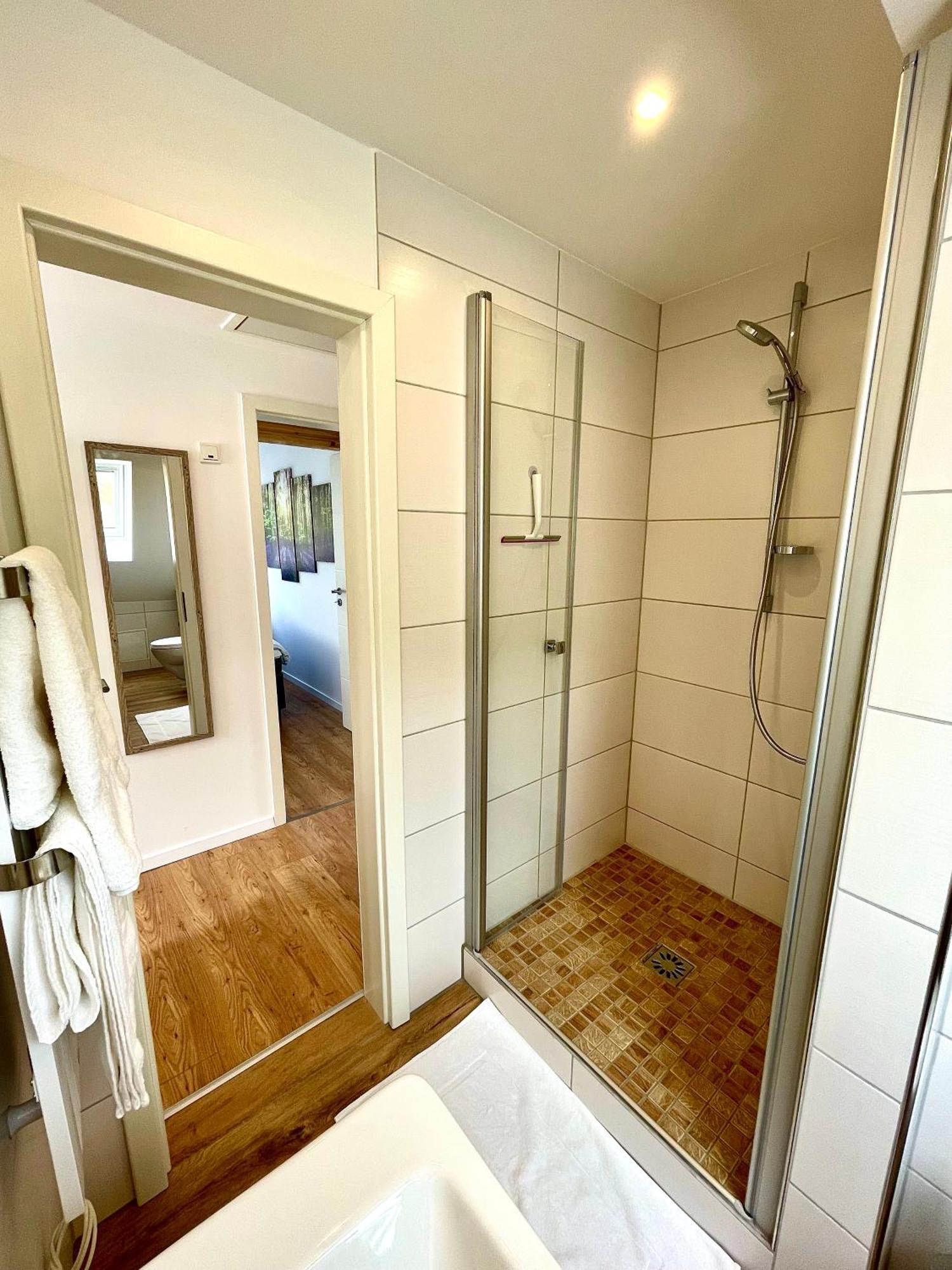 Sky Apartment, Blick Zur Mosel, Grosser Balkon, Kaffeemaschine, Smart Tv Цел ан дер Мозел Екстериор снимка